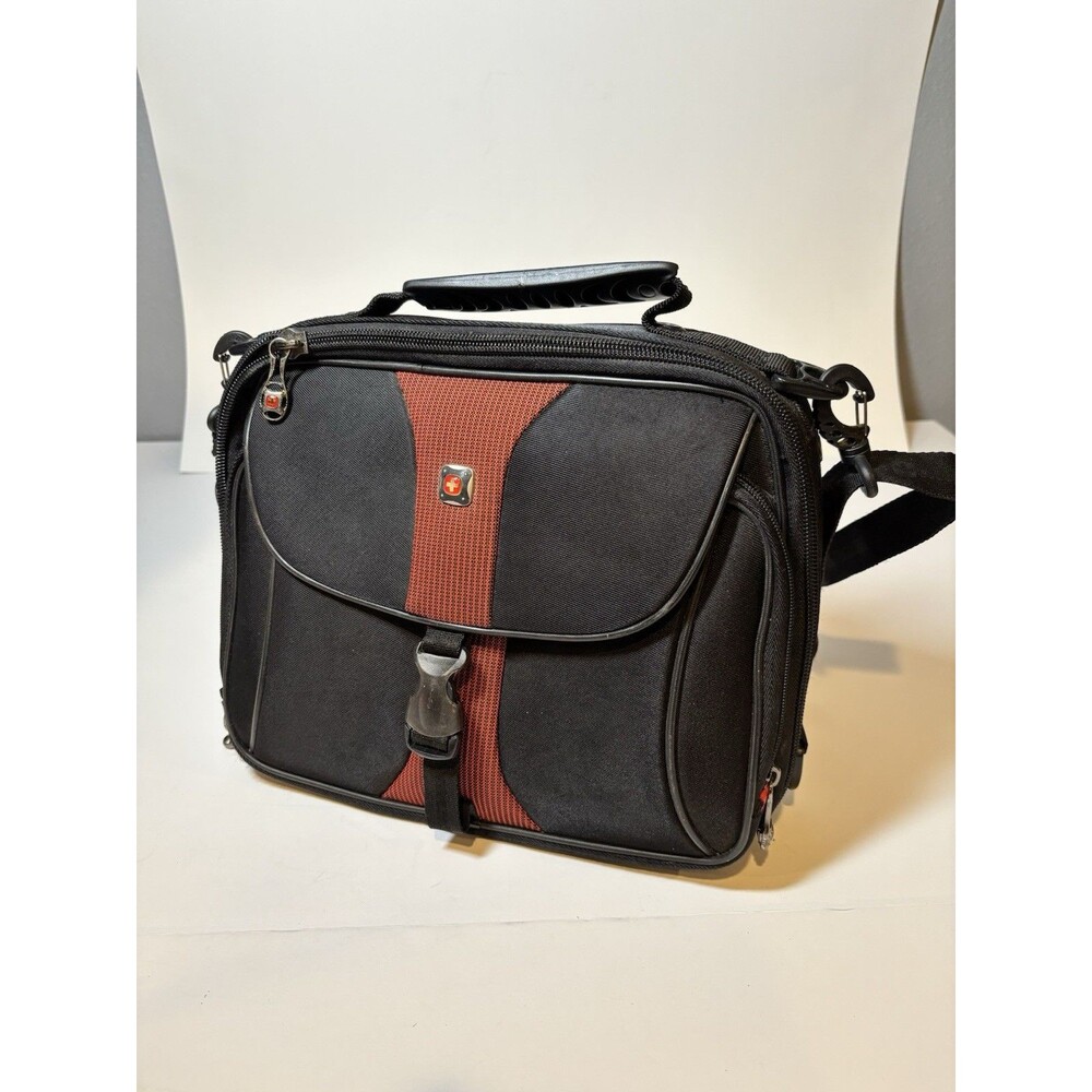 Wenger Swissgear Messenger Bag Black And Red Crossbody Shoulder Bag 9” X 11”
